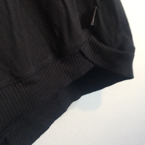 Eddie Bauer shortsleeved hoodie - Picture 2 of 7